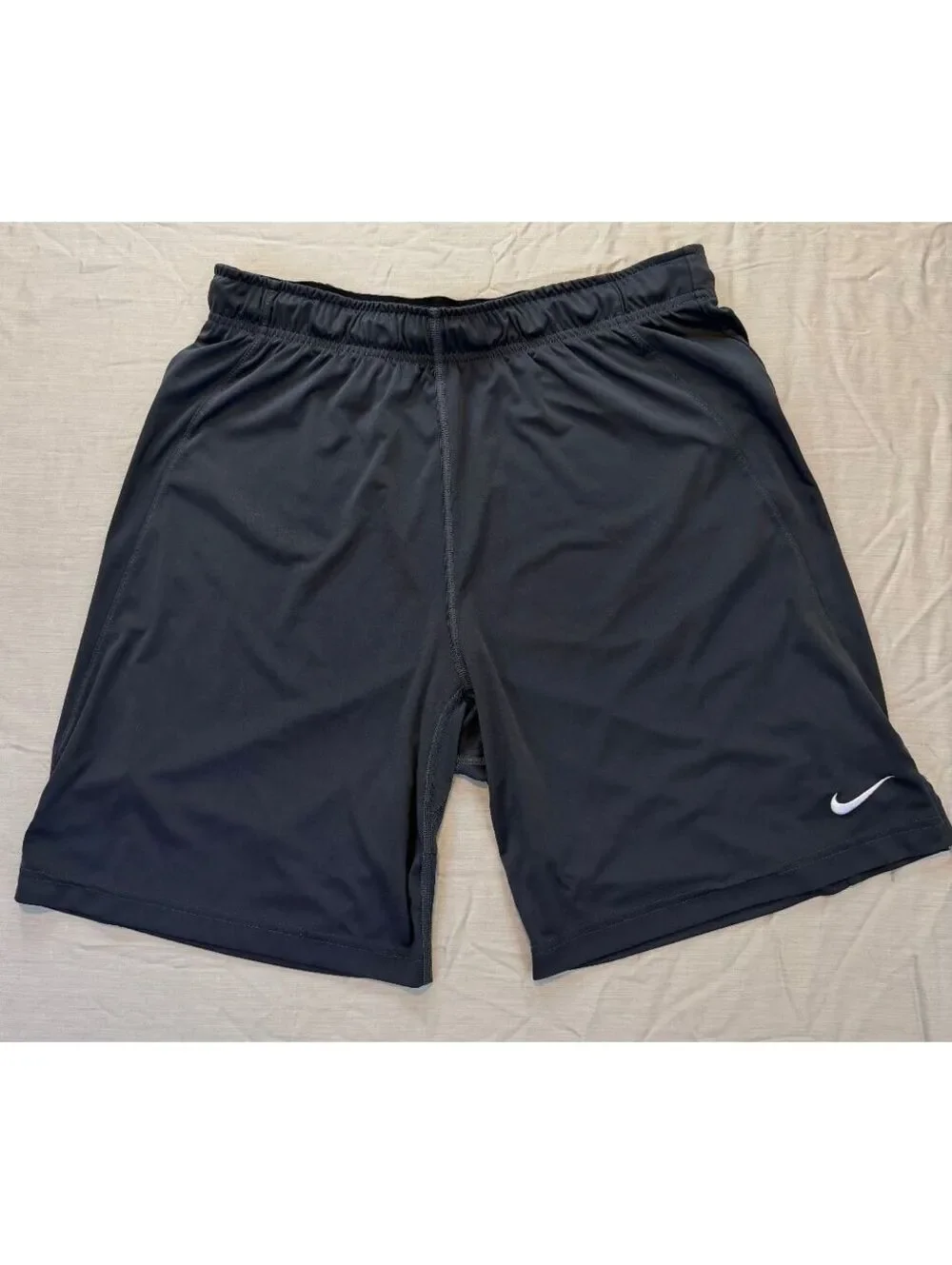 Nike Dri-FIT Men's Charcoal Gray Athletic Shorts Size L with Elastic Waistband